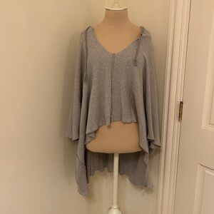URBAN OUTFITTERS flowy tunic size XS/S